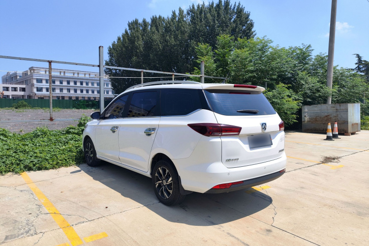 宝骏360 2018款 1.5L 自动豪华型 国V车身外观6006