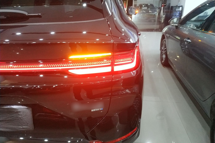 比亚迪 宋PLUS新能源 2025款 DM-i 智驾版 160KM 旗舰型车身外观6006