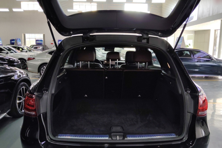 奔驰GLC 2021款 GLC 300 L 4MATIC 动感型局部细节23
