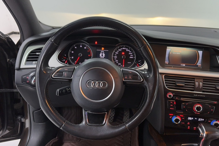 奥迪A4L 2015款 35 TFSI 自动舒适型局部细节13