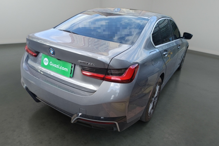 宝马i3 2025款 eDrive 35 L车身外观7