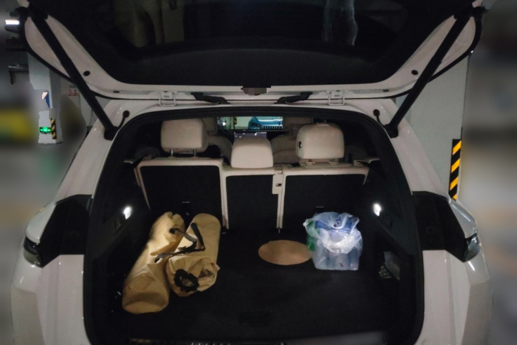 理想汽车 理想L7 2023款 Max中控内饰23