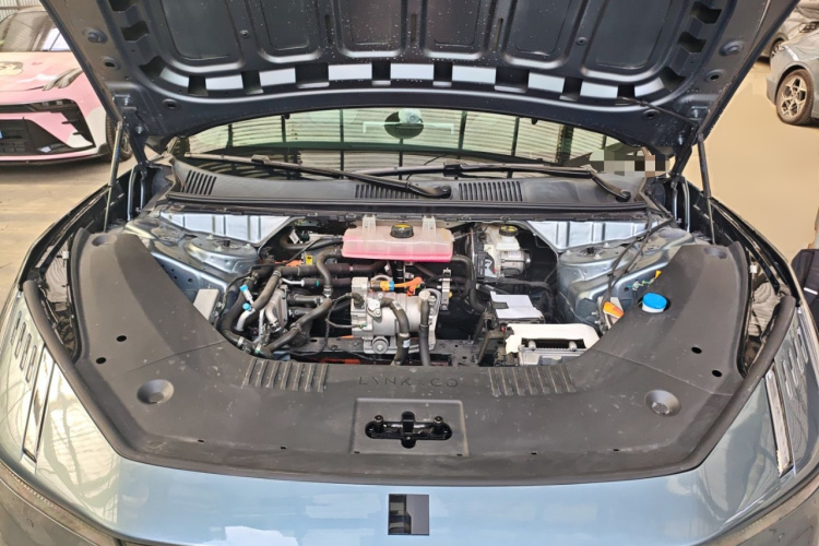 领克Z10 2024款 95kWh 766km后驱Max局部细节24