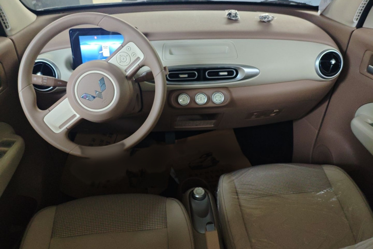 五菱汽车 宏光MINIEV 2025款 四门版 进阶款中控内饰7003