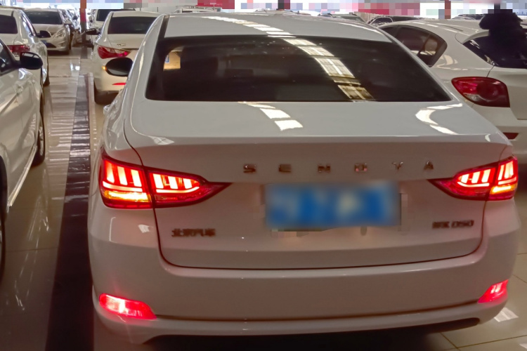 北京汽车 绅宝D50 2018款 1.5L CVT尊贵智驾版车身外观6004