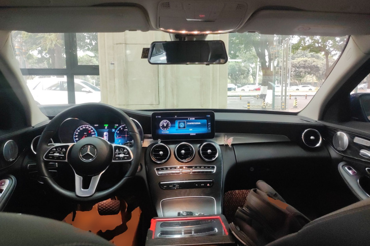 奔驰C级 2019款 改款 C 260 L 运动版中控内饰7002