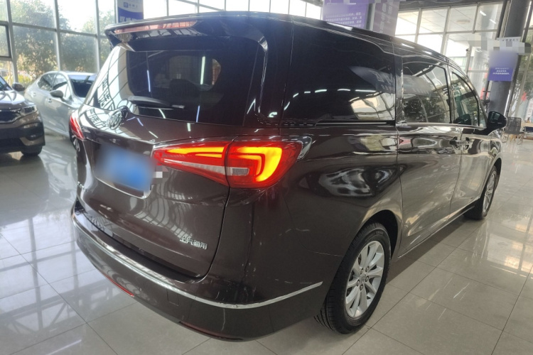 别克GL8 2018款 ES 28T 舒适型 国VI车身外观7