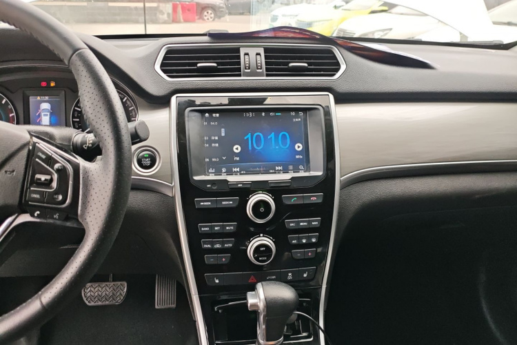 哈弗H2 2017款 红标 1.5T 自动两驱豪华型局部细节16