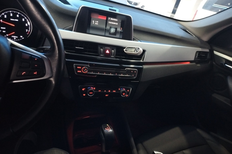 宝马X1 2019款 sDrive18Li 时尚型局部细节18