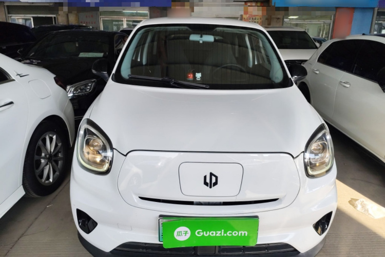 零跑汽车 零跑T03 2020款 400轻享版车身外观2