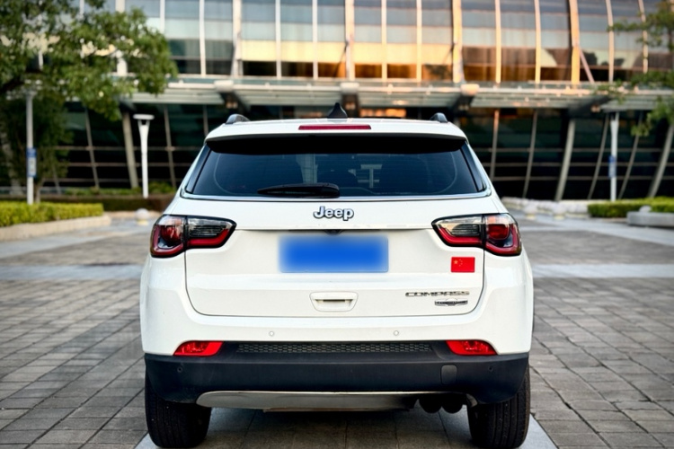 Jeep 指南者 2017款 200T 自动家享版车身外观6005