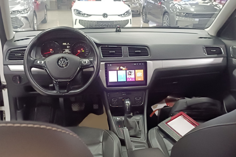 大众 朗行 2017款 230TSI DSG舒适版中控内饰12