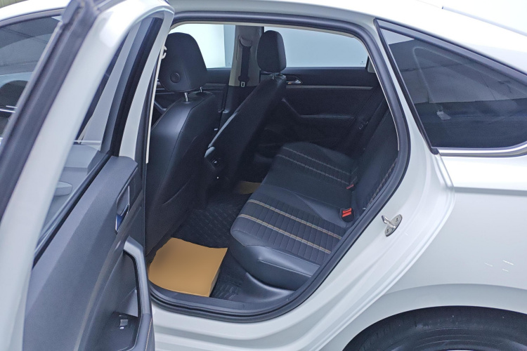 大众 朗逸 2022款 280TSI DSG舒适版中控内饰21