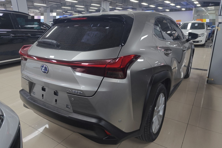 雷克萨斯UX 2020款 260h 探·酷版车身外观6005