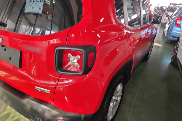 Jeep 自由侠 2016款 1.4T 自动高能版车身外观6002