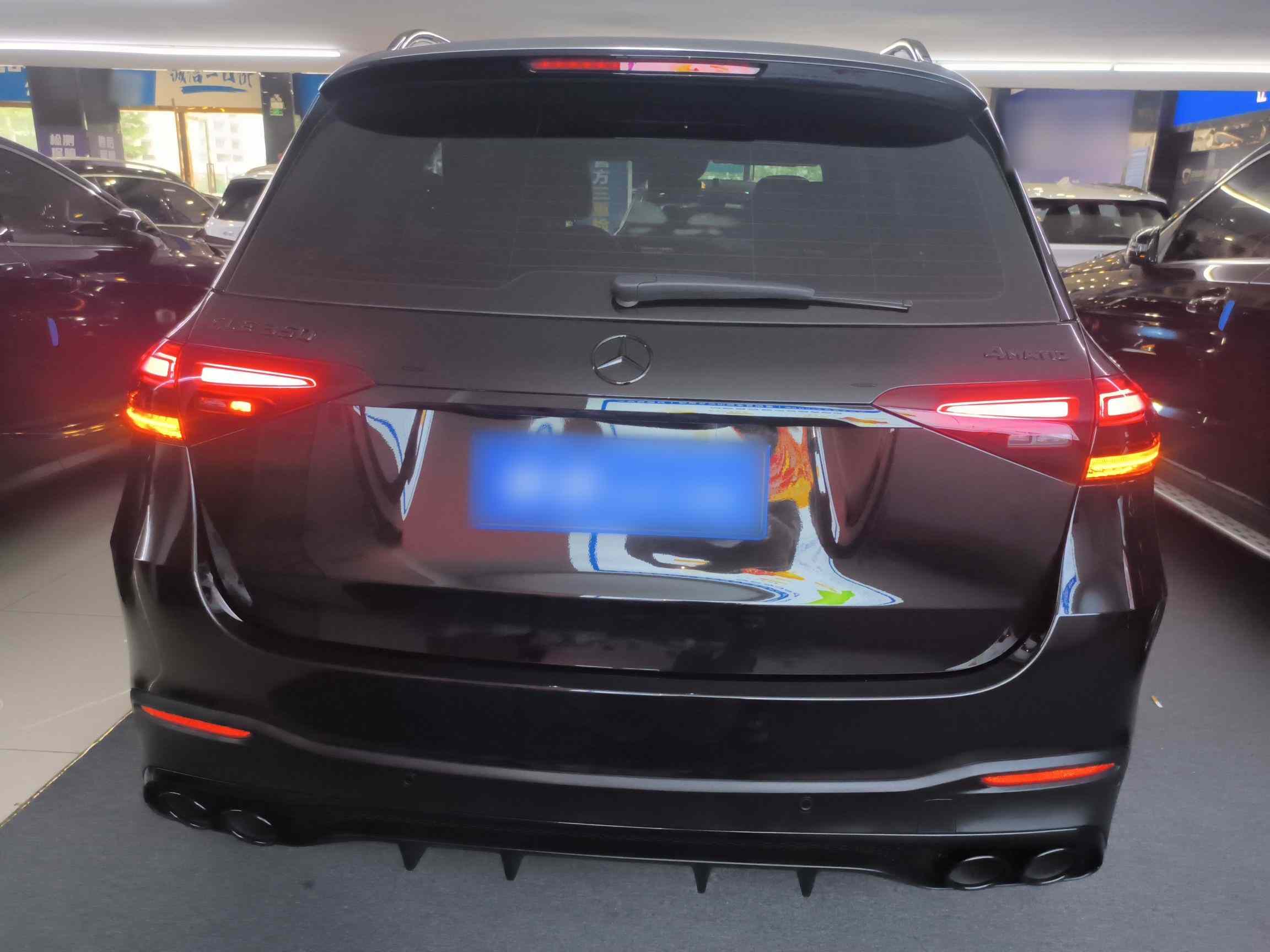 奔驰GLE 2025款 GLE 350 4MATIC 时尚型(3)
