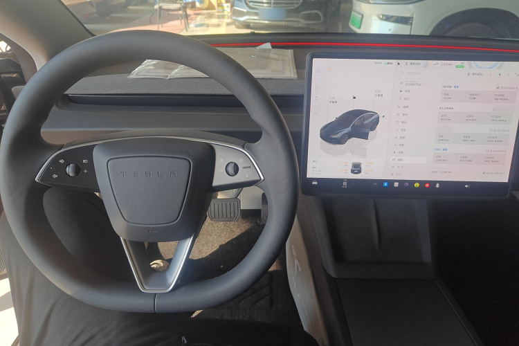 特斯拉 Model 3 2025款 后轮驱动版中控内饰7002
