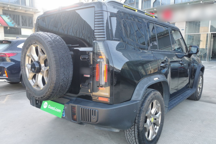 捷途旅行者 2023款 2.0T 四驱征服PRO车身外观7