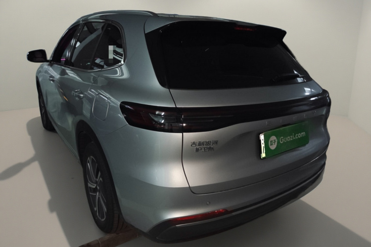 吉利银河 银河星舰7 EM-i 2025款 120km 探索+版车身外观5