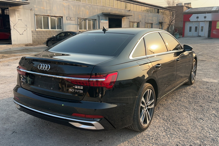 奥迪A6L 2023款 改款 40 TFSI 豪华动感型车身外观6004