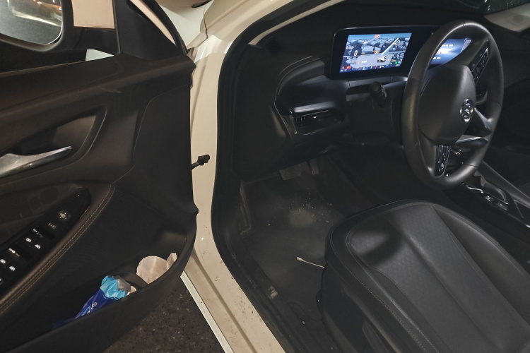 别克 威朗 2023款 Pro 乐享版中控内饰7003