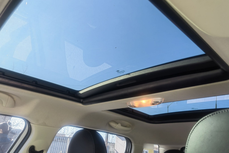 MINI Countryman 2013款 1.6T COOPER ALL4 Fun局部细节22