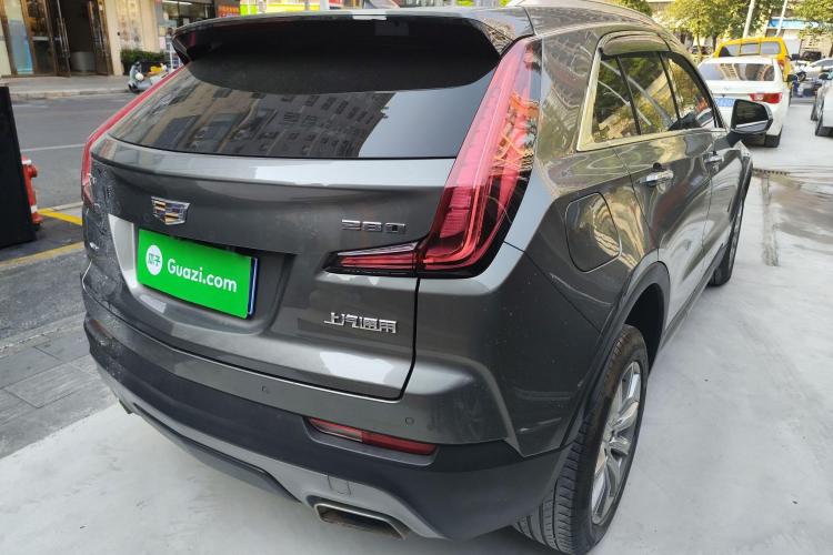 凯迪拉克XT4 2018款 28T 四驱领先型车身外观7