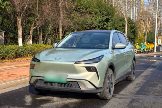 奔腾 悦意03 2025款 565km 臻享版