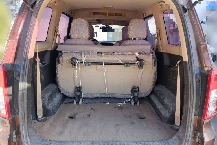 五菱汽车 五菱宏光 2019款 1.5L S舒适型国VI LAR局部细节23