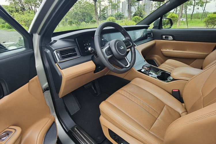 理想汽车 理想ONE 2020款 增程6座版中控内饰7006