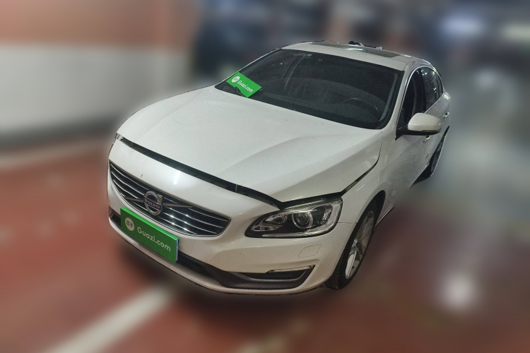 沃尔沃S60 2015款 S60L T5 智驭版车身外观1
