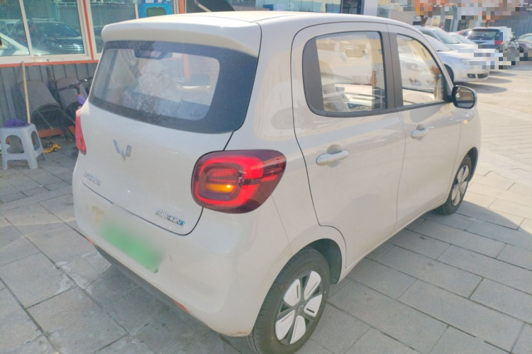 五菱汽车 宏光MINIEV 2025款 四门版 进阶款车身外观6005