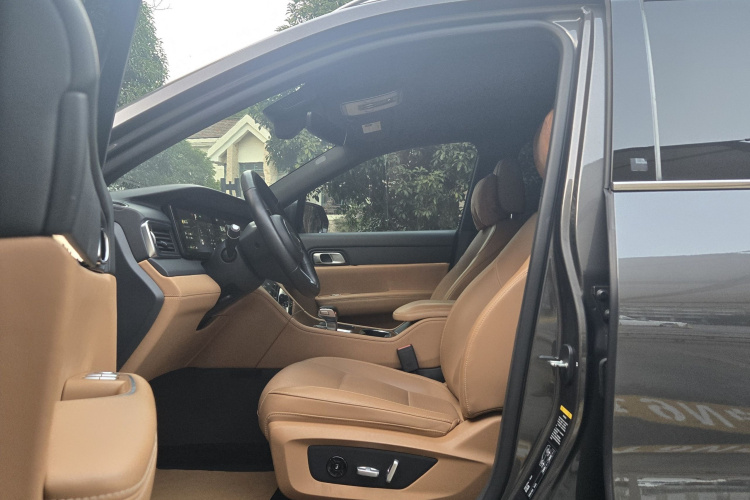 理想汽车 理想ONE 2021款 增程6座版局部细节19