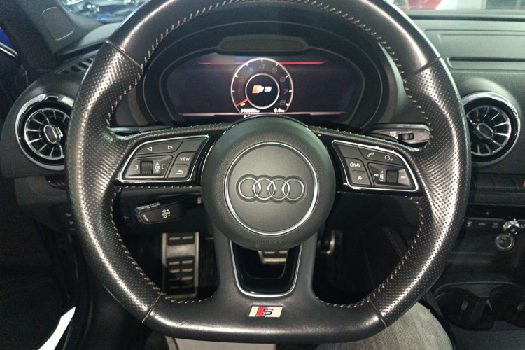 奥迪S3 2017款 改款 S3 2.0T Limousine局部细节13