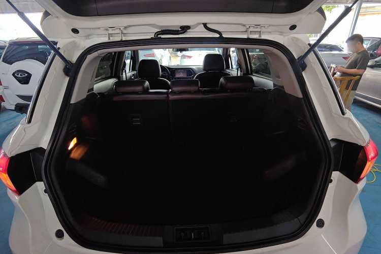 广汽传祺 传祺GS4 2016款 235T G-DCT豪华版局部细节23