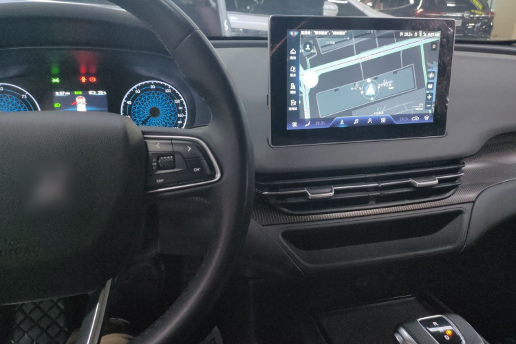 红旗E-QM5 2022款 431km 充电乐享版中控内饰12