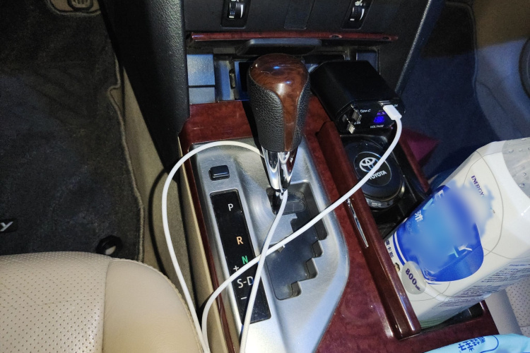 丰田 凯美瑞 2012款 2.5G 豪华版局部细节18