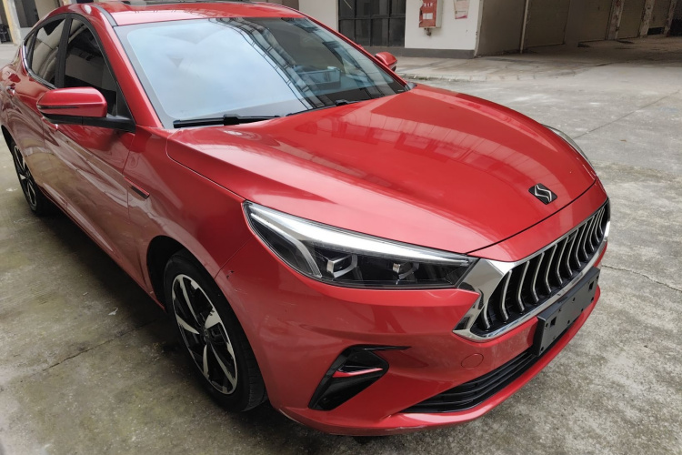 思皓A5 2021款 1.5T CVT尊贵智联型车身外观3