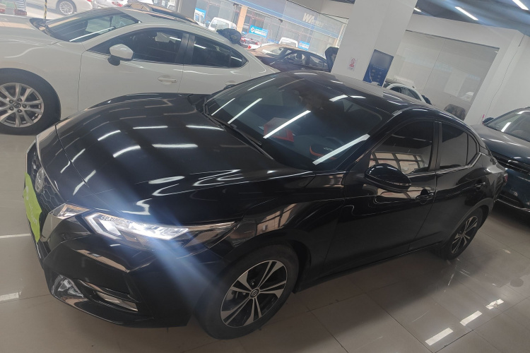 日产 轩逸 2021款 1.6L XL CVT悦享版车身外观4