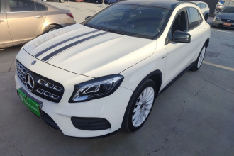 奔驰GLA 2018款 GLA 200 极地限量版