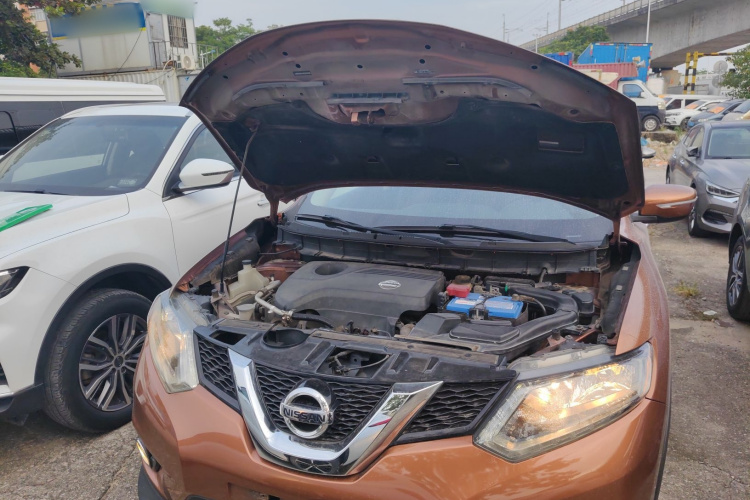 日产 奇骏 2014款 2.5L CVT领先版 4WD局部细节24