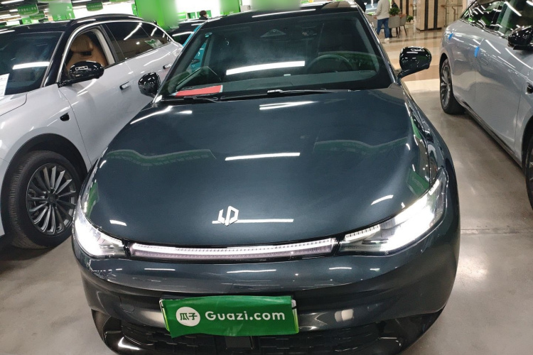 零跑汽车 零跑C01 2023款 606舒享版车身外观2