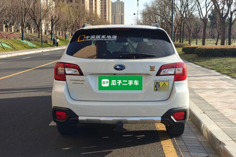 斯巴鲁 傲虎 2015款 2.5i 运动导航版车身外观6