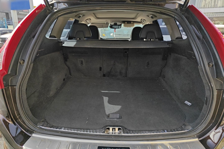 沃尔沃XC60 2017款 T5 AWD 智远升级版机舱底盘23