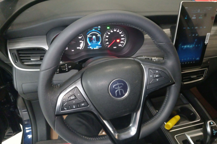 比亚迪 宋MAX新能源 2019款 DM 1.5T 智联致进型 7座 国VI中控内饰13