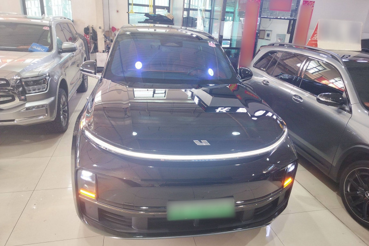 理想汽车 理想L8 2024款 Pro车身外观2