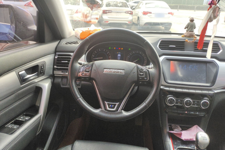 哈弗H2 2017款 蓝标 1.5T 手动两驱豪华型中控内饰13