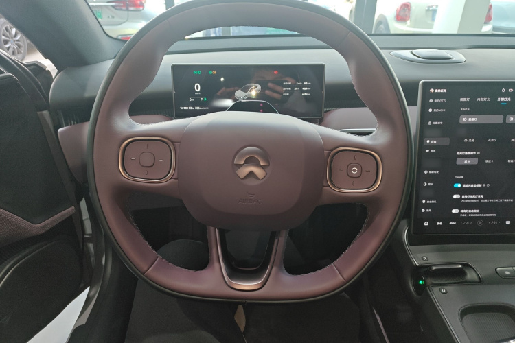 蔚来ET5 2024款 75kWh中控内饰13