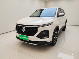 宝骏530 2020款 1.5T CVT豪华互联型 6座