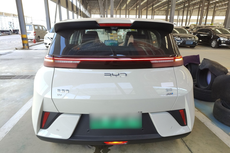 比亚迪 海鸥 2025款 智驾版 305km 自由版车身外观6